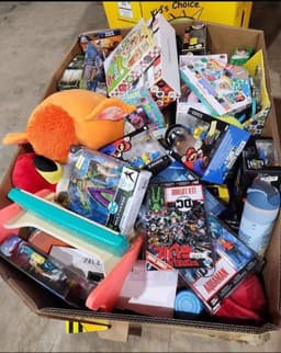 Kids Toys Mixed Wholesale Pallet — 300 Units, Grade A-B, Ages 0-12 — thumbnail 1