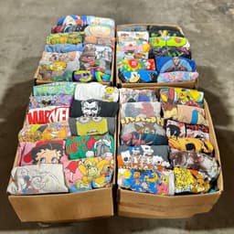 Mixed T-shirts Wholesale Pallet — 300 Pieces, Grade A, Multi-size — thumbnail 1