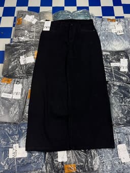 Zara Pants Wholesale Pallet — 500 Units, Grade A — thumbnail 2