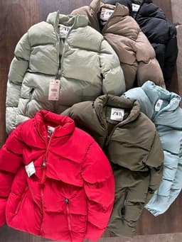 Zara Winter Puffer Jackets Wholesale Pallet — 100 Units, Grade A — thumbnail 3