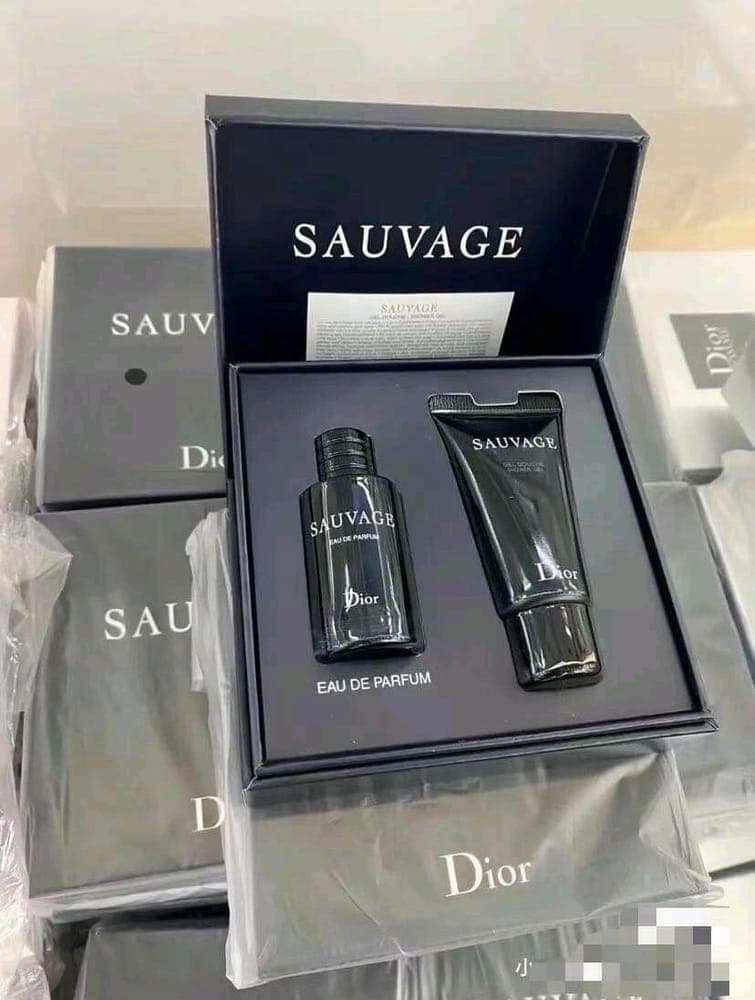 Dior Sauvage Premium Fragrance Wholesale Pallet — 15 Units, Grade A+ — 15 items, Grade A+