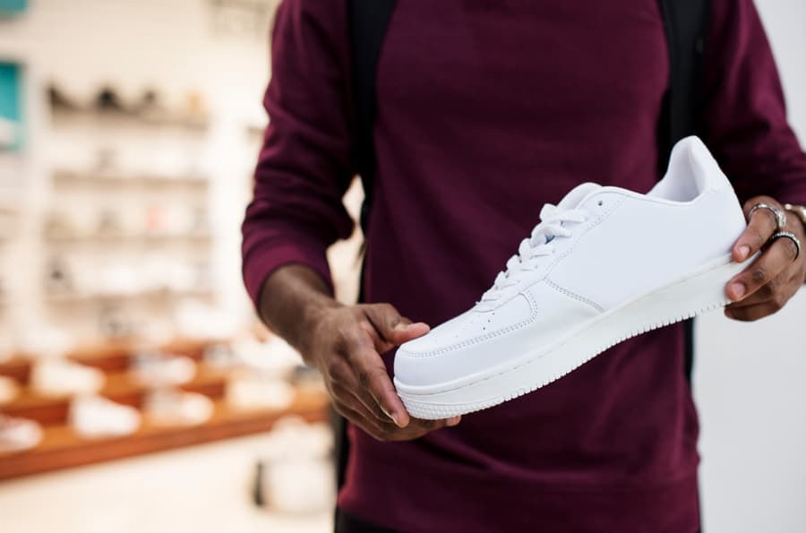 Nike & Adidas: iconic style, unbeatable margins